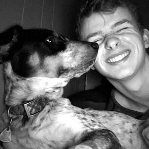 Meet your Posher, Dylan